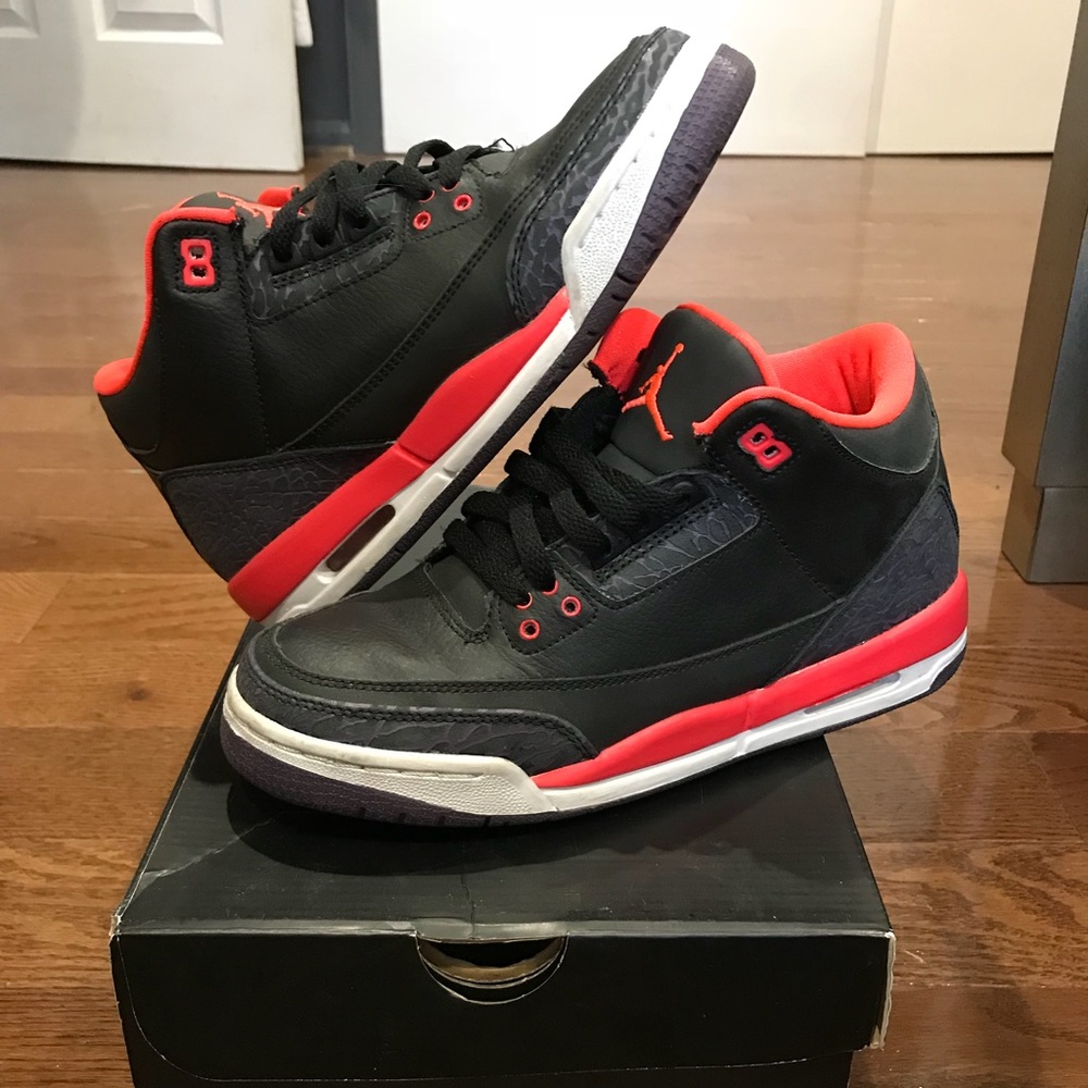 Crimson Jordan 3s GS